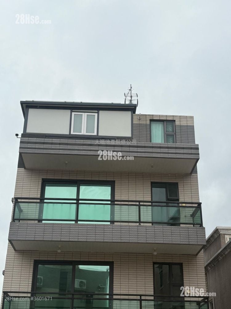 Village Rental 3 Bedrooms , 1 Bathroom 700 ft²