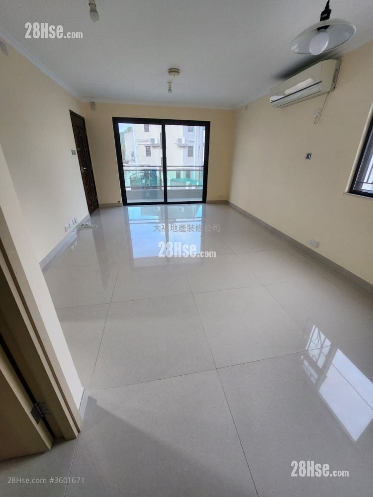 Village Rental 3 Bedrooms , 1 Bathroom 700 ft²