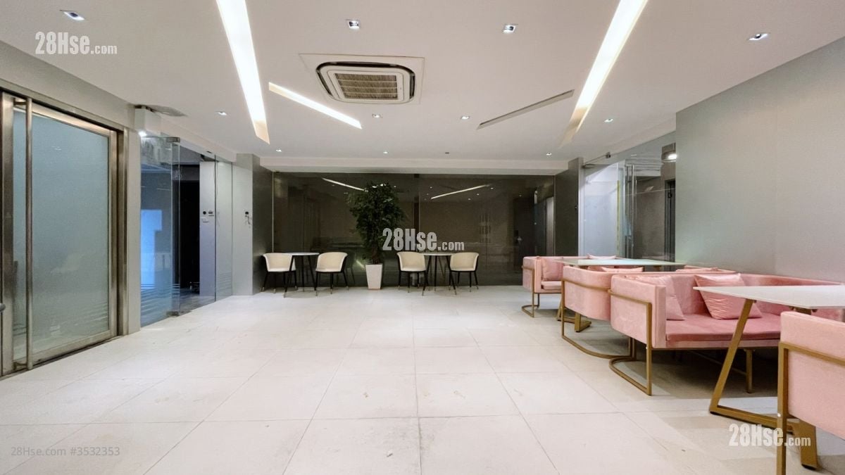 派龙中心 租盘 450 平方尺