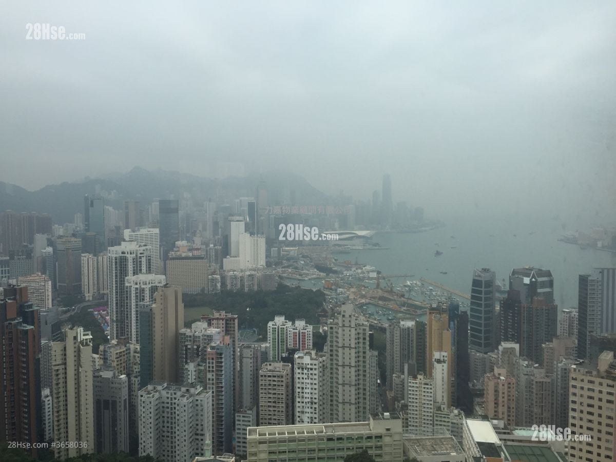 云景台 售盘 4 房 , 3 浴室 1,065 平方尺