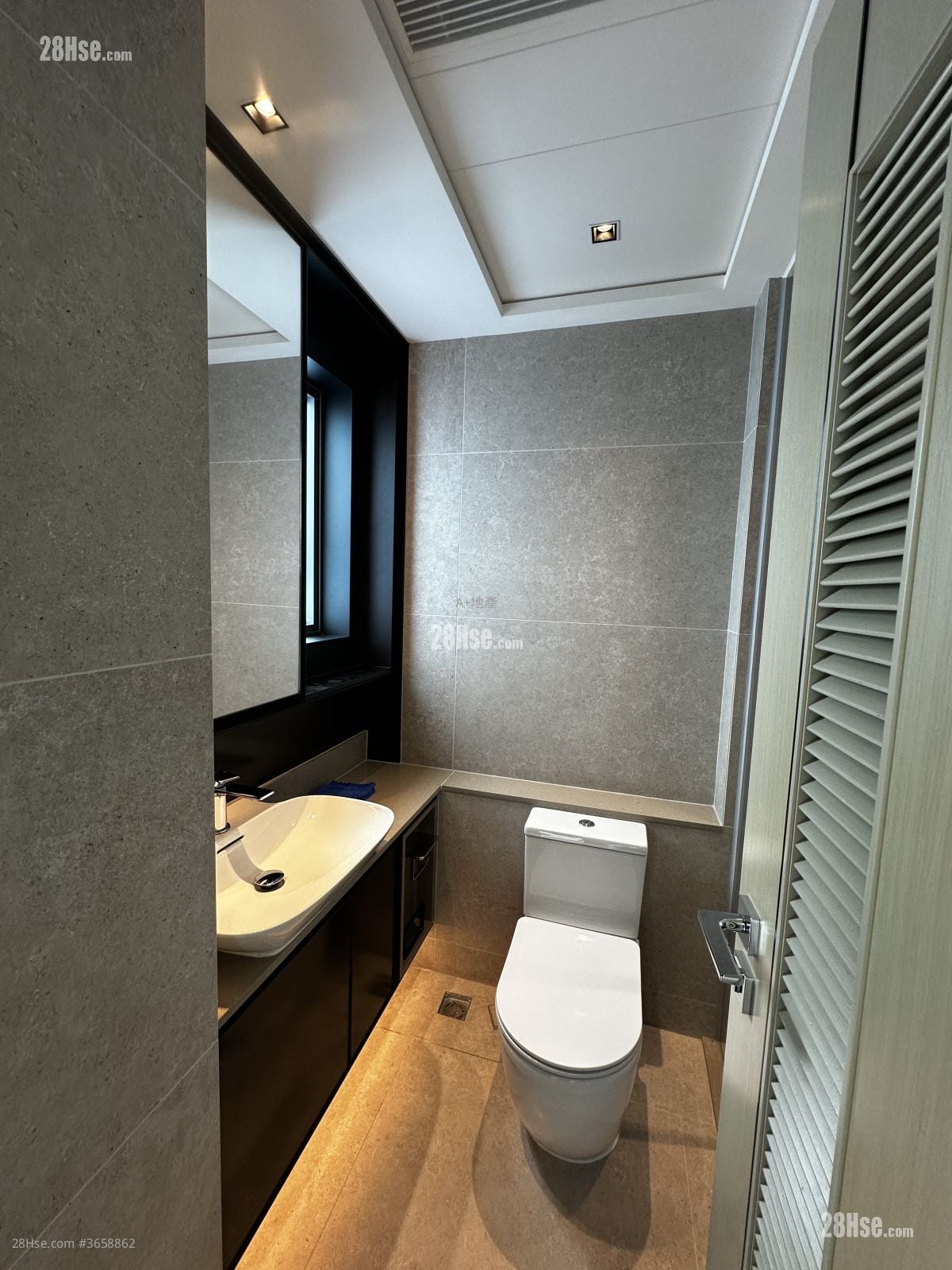 Prince Central 租盘 1 房 , 1 浴室 303 平方尺