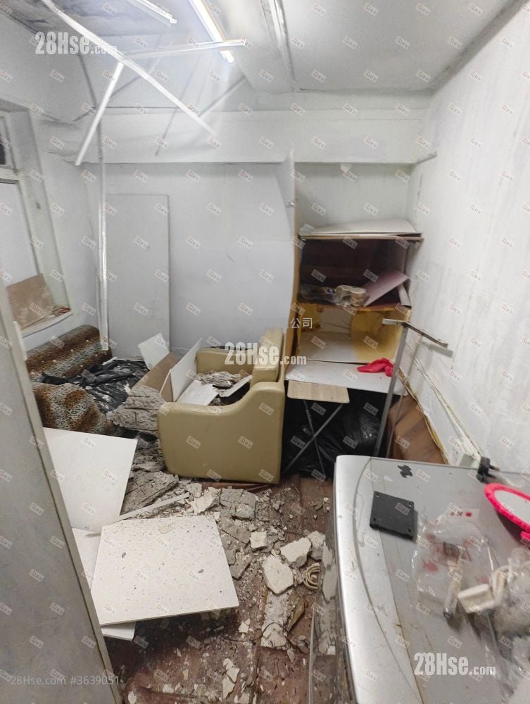 上海街705号 售盘 4 房 , 2 浴室 560 平方尺