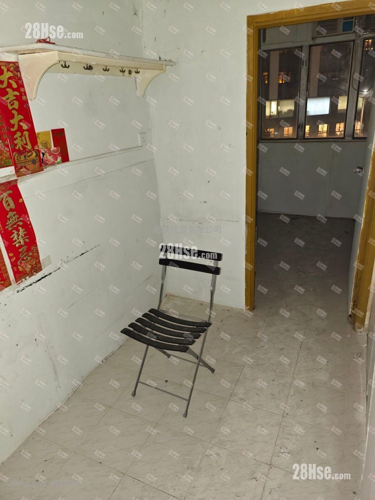 上海街705号 售盘 4 房 , 2 浴室 560 平方尺