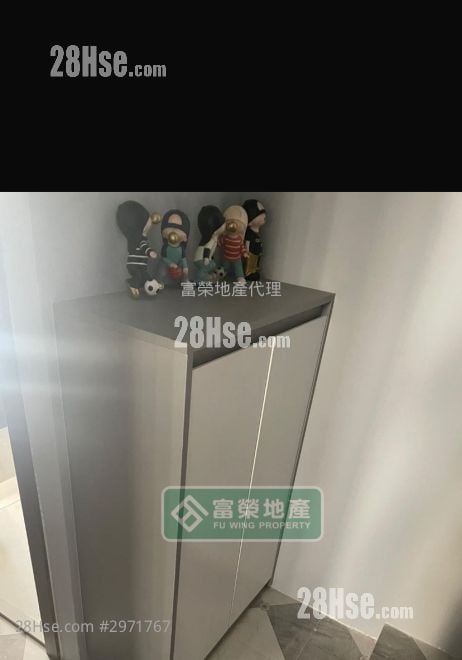 Tsung Nga Building Sell 3 Bedrooms 524 ft²