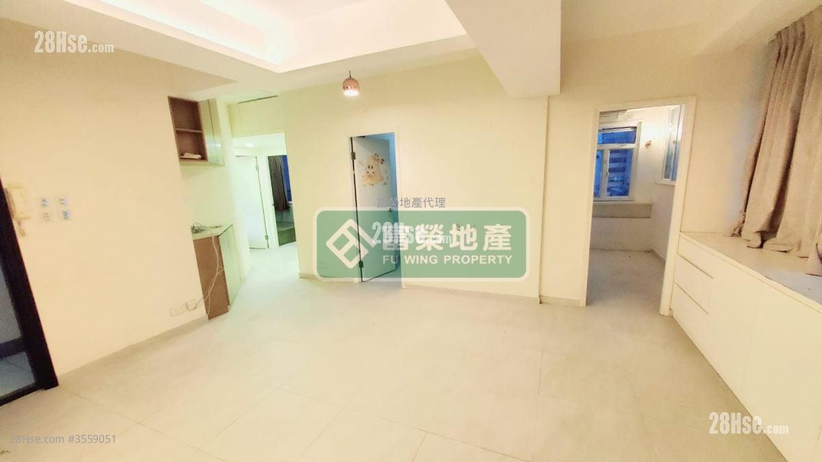 Lee Fat Building Sell 3 Bedrooms , 1 Bathroom 619 ft²