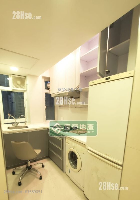 Lee Fat Building Sell 3 Bedrooms , 1 Bathroom 619 ft²