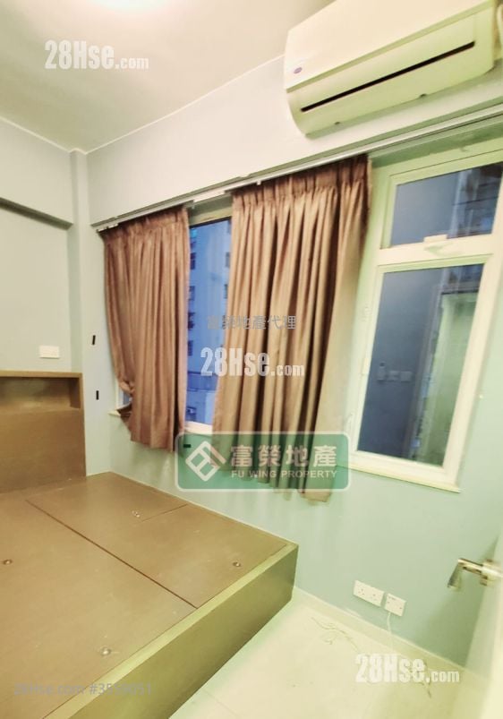 Lee Fat Building Sell 3 Bedrooms , 1 Bathroom 619 ft²