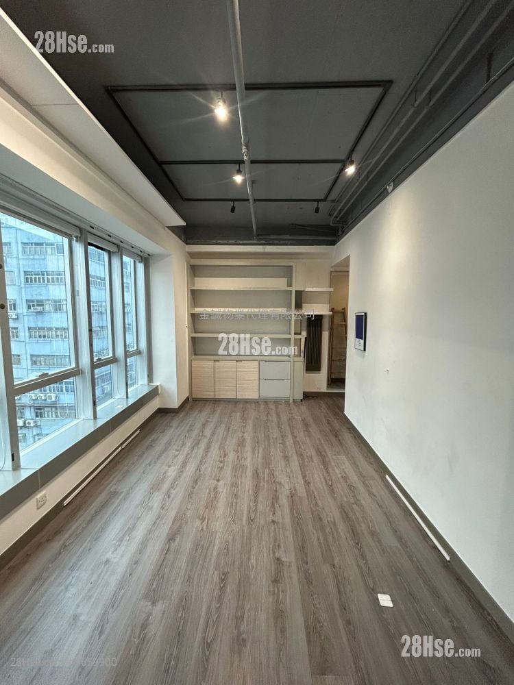 Walnut 9 Rental 1 Toilet