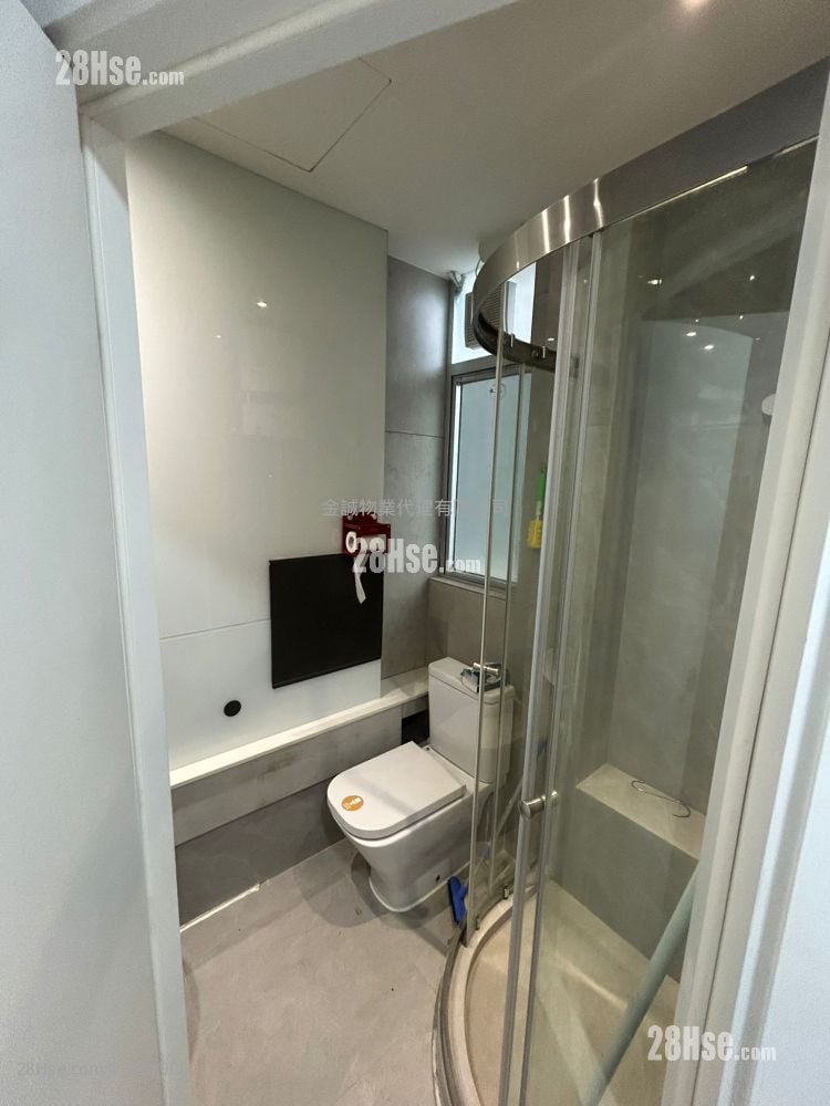 Walnut 9 Rental 1 Toilet