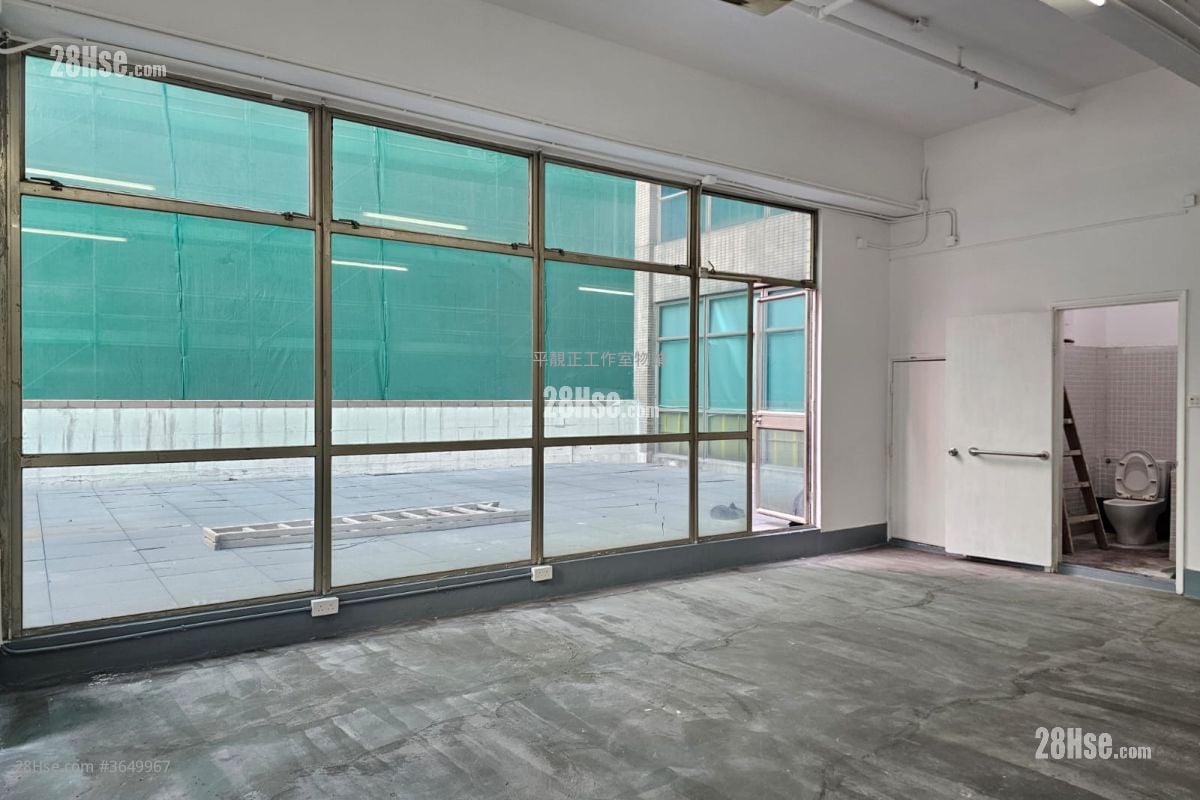 Ew International Tower Rental