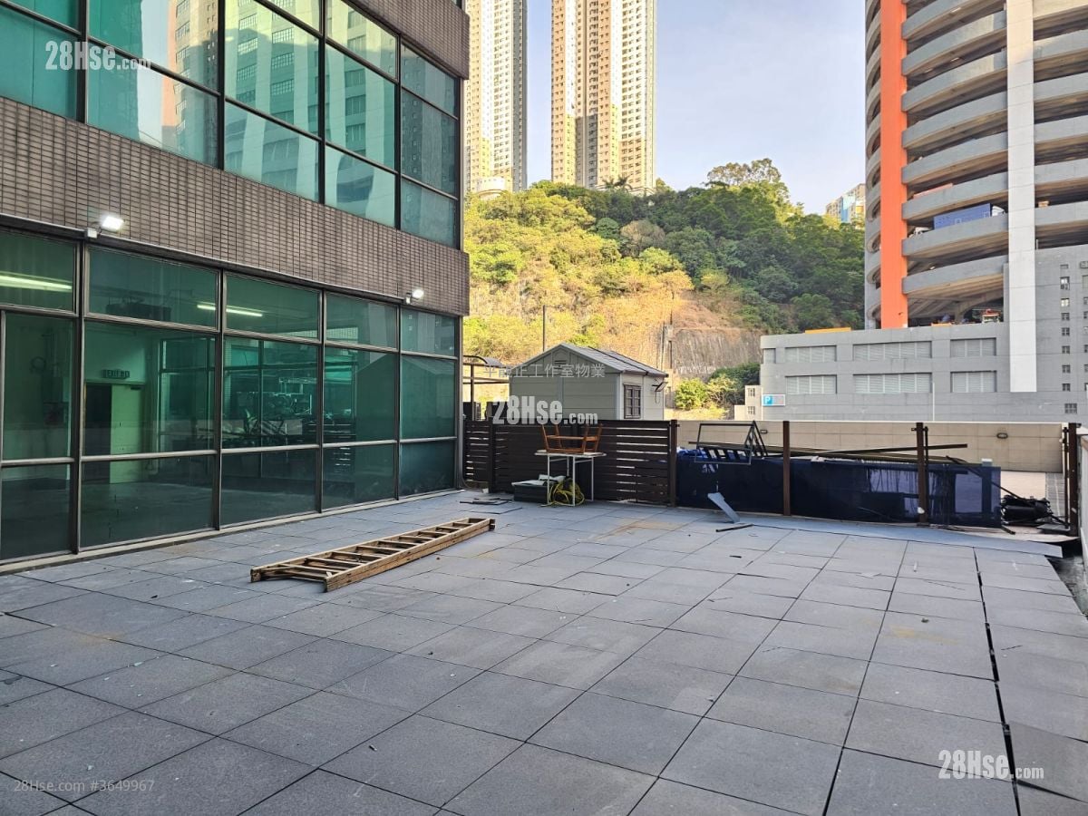 Ew International Tower Rental