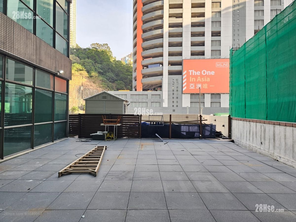 Ew International Tower Rental