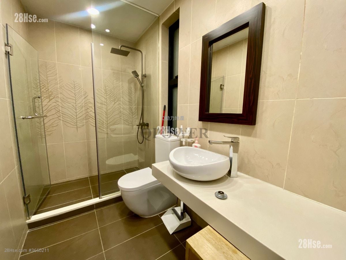 欢景花园 租盘 4 房 , 5+ 浴室 2,196 平方尺