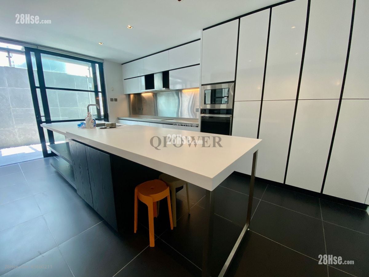 欢景花园 租盘 4 房 , 5+ 浴室 2,196 平方尺