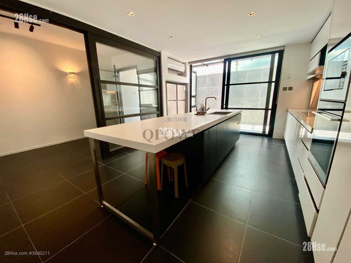 欢景花园 租盘 4 房 , 5+ 浴室 2,196 平方尺