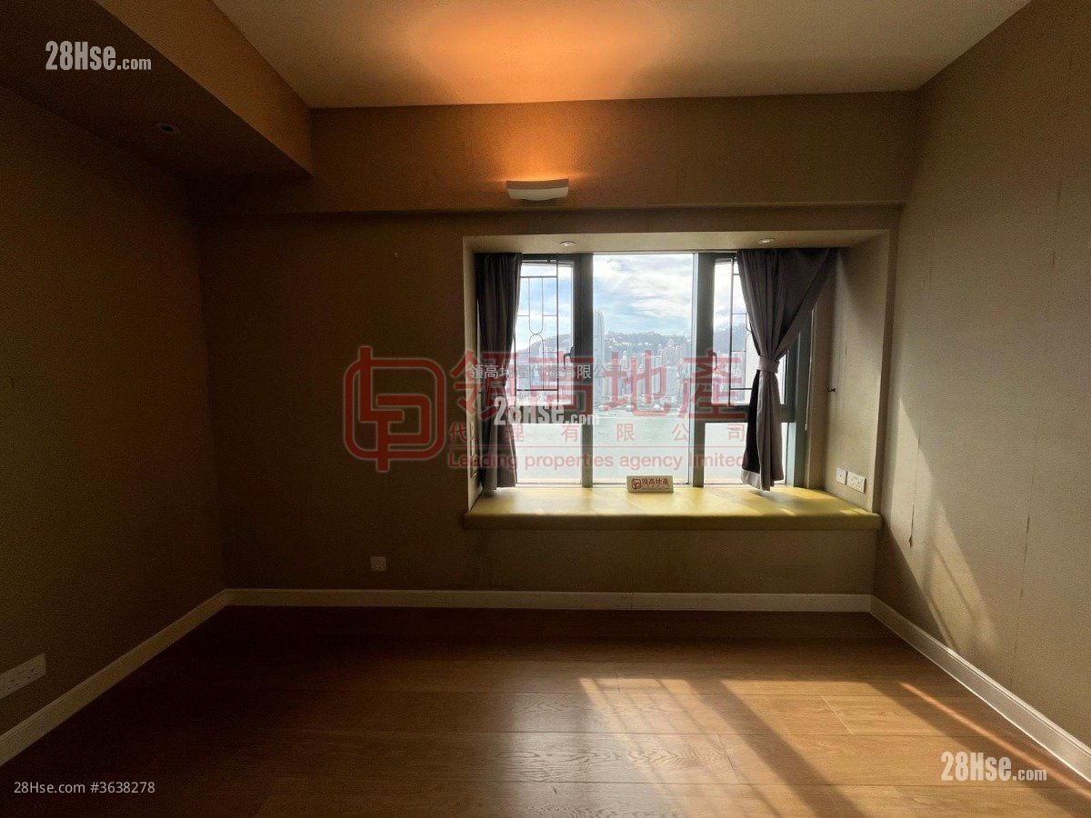 The Harbourside Sell 5+ Bedrooms , 3 Bathrooms 2,110 ft²