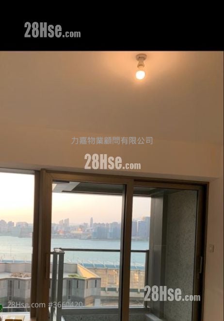 维港颂 售盘 4 房 , 3 浴室 1,064 平方尺