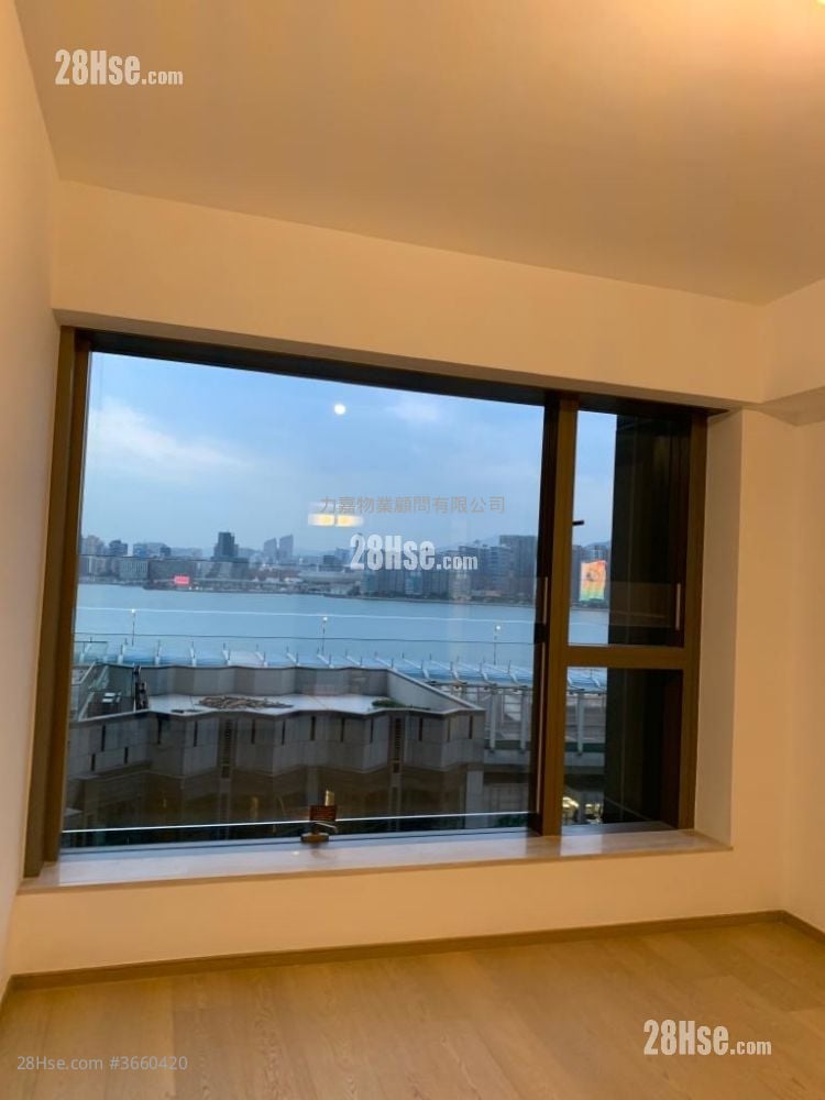 维港颂 售盘 4 房 , 3 浴室 1,064 平方尺