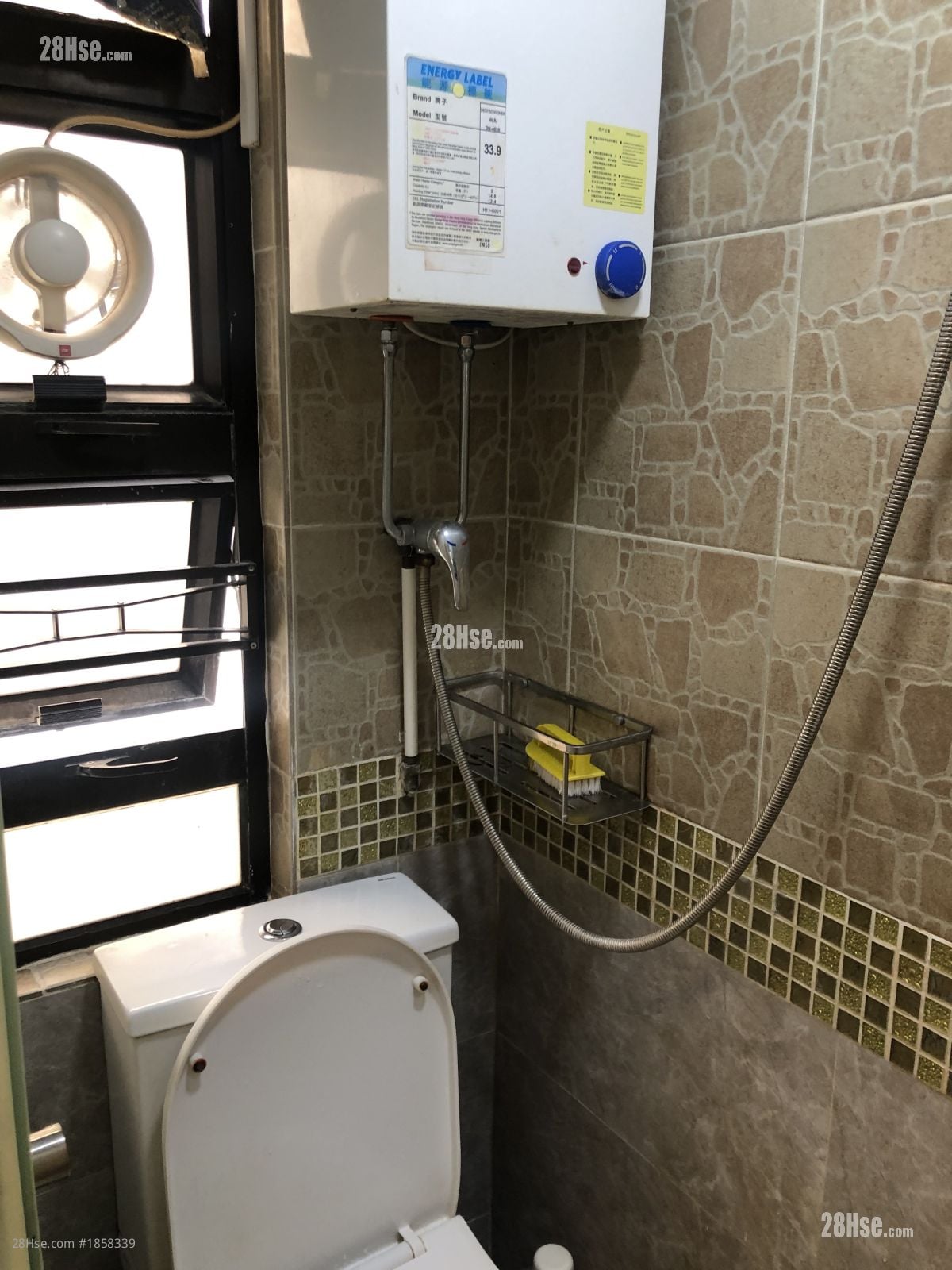 唐楼 租盘 1 房 , 1 浴室 120 平方尺