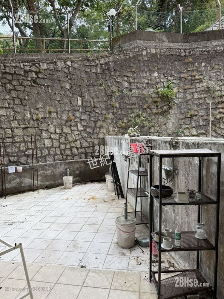 Chi Fu Fa Yuen Rental 3 Bedrooms , 1 Bathroom 588 ft²