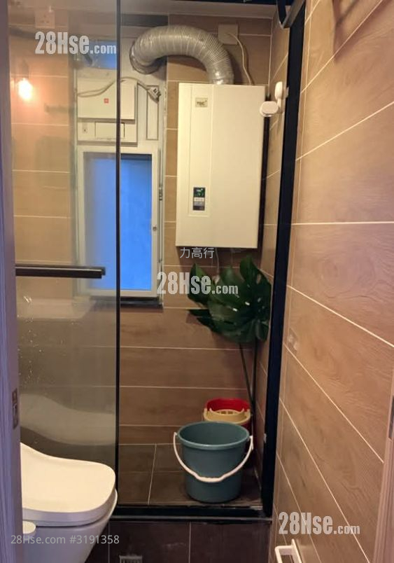 光超台 售盘 2 房 , 1 浴室 430 平方尺