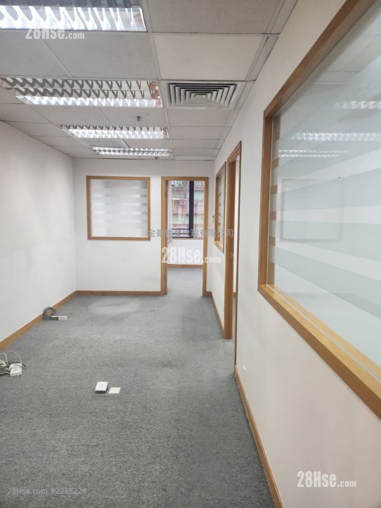 Cnt Tower Rental 3 Bedrooms