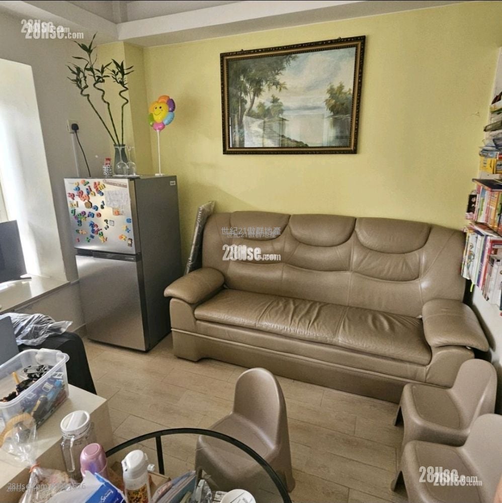 Kimley Court Sell 1 Bedroom , 1 Bathroom 321 ft²