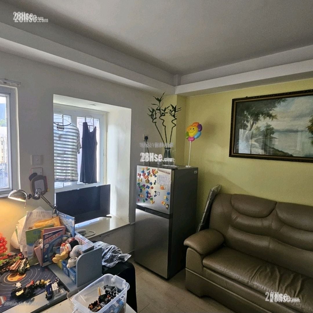 Kimley Court Sell 1 Bedroom , 1 Bathroom 321 ft²