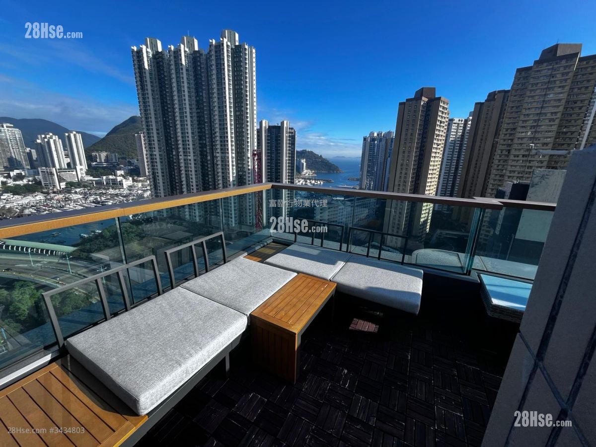 Aruna Rental Studio , 1 Bathroom 273 ft²