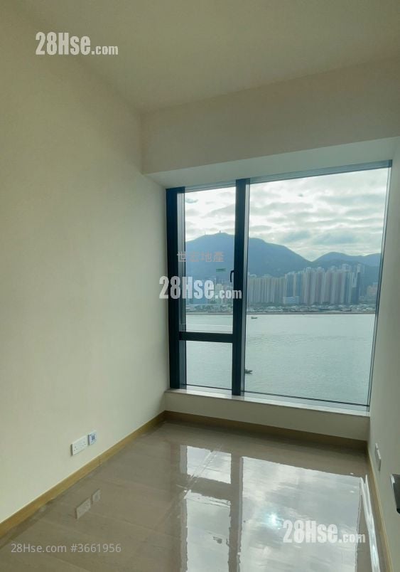 蔚蓝东岸 售盘 4 房 , 3 浴室 1,252 平方尺