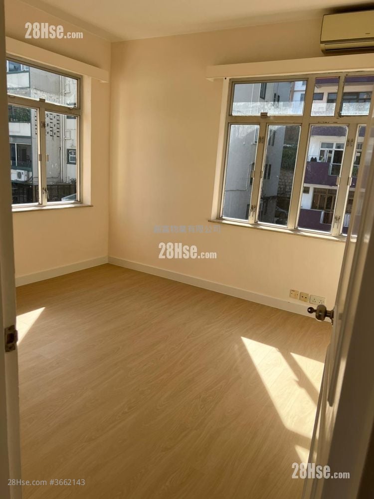 松苑 售盘 1,122 平方尺