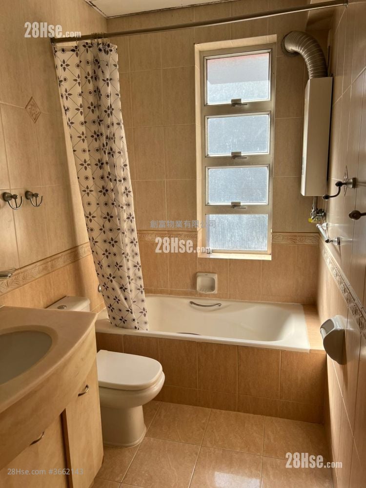 松苑 售盘 1,122 平方尺