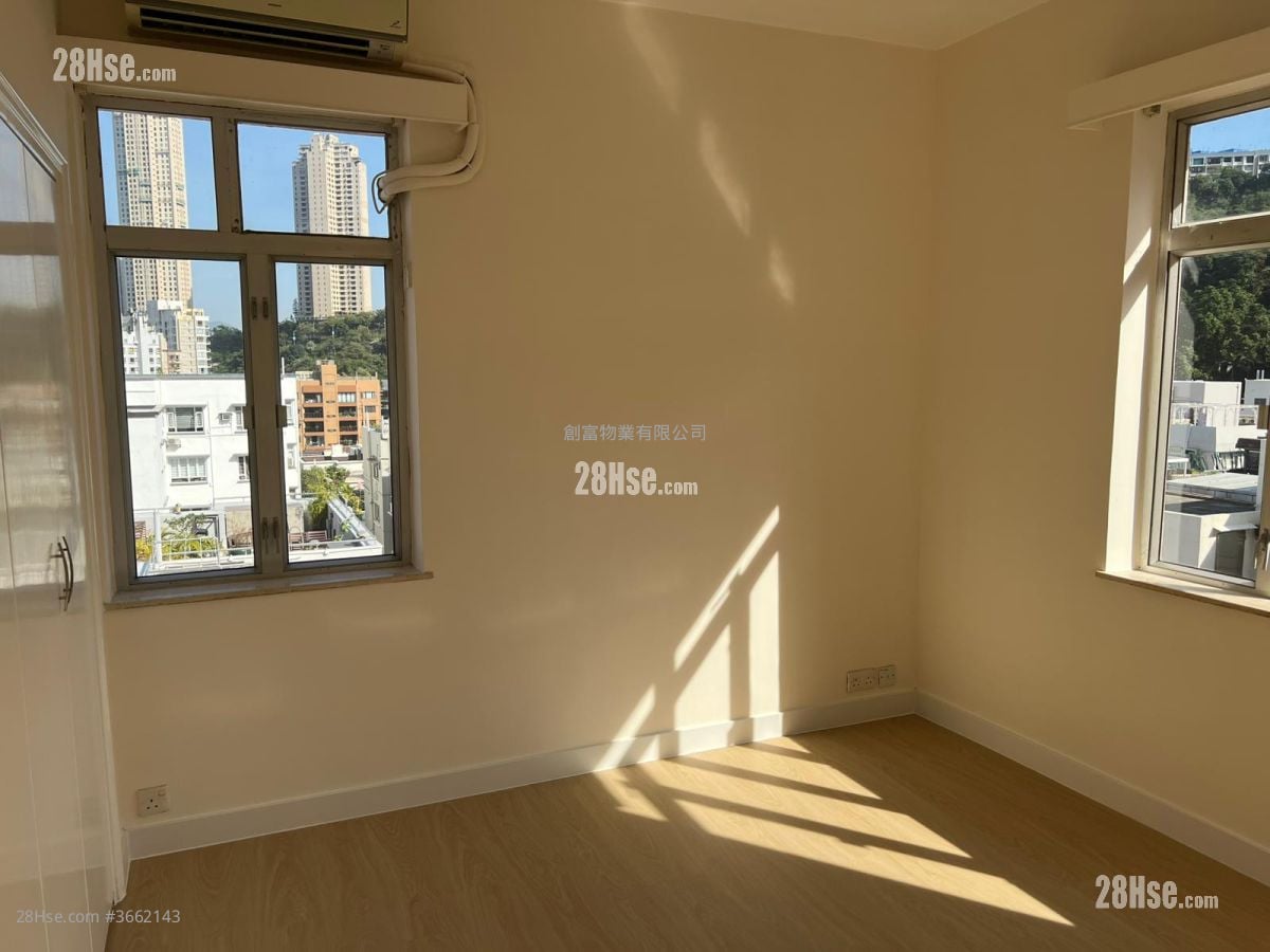 松苑 售盘 1,122 平方尺