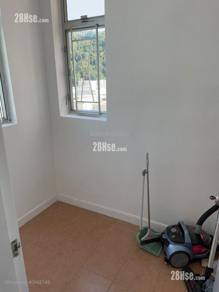 松苑 售盘 1,122 平方尺