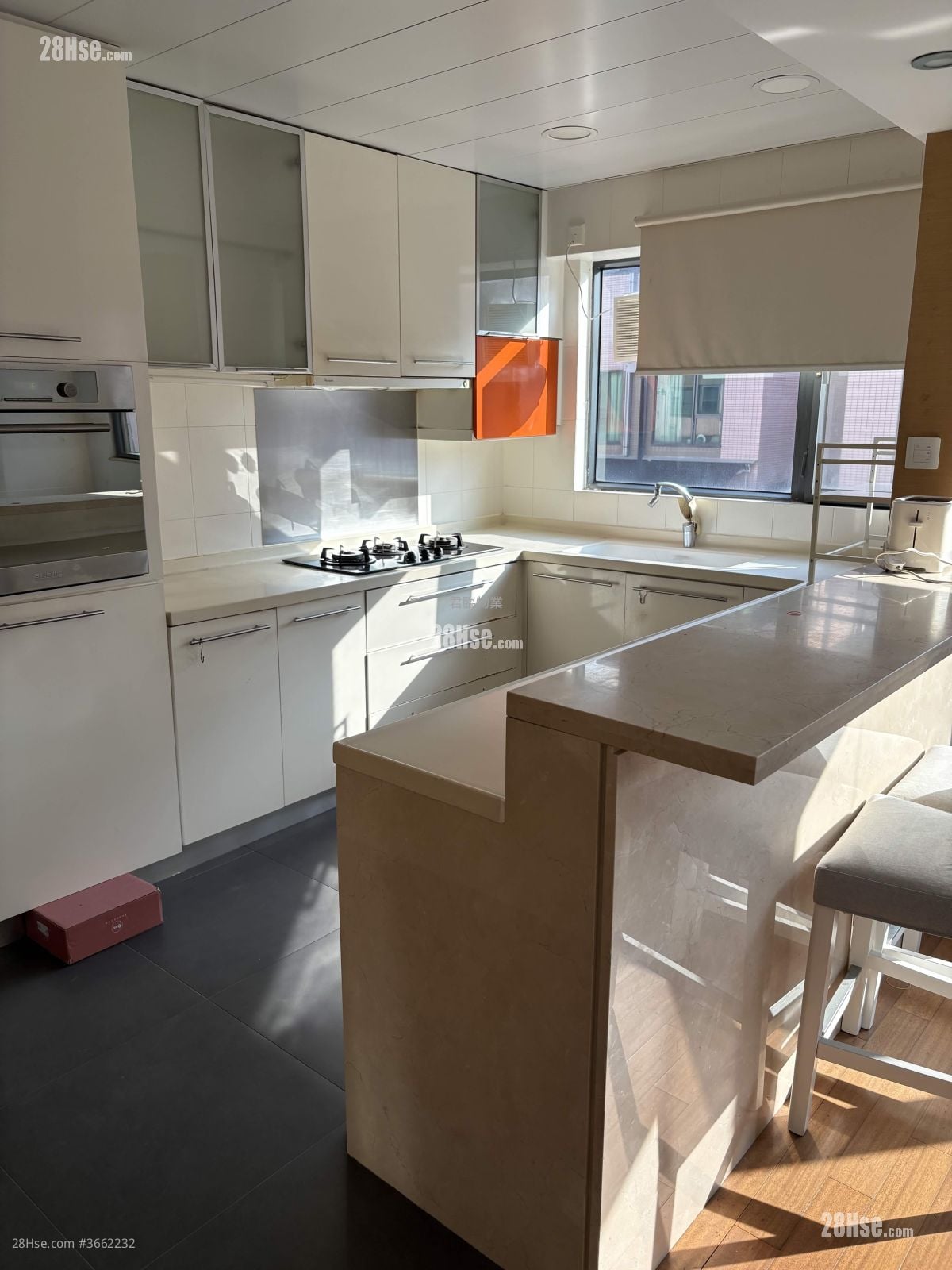 Rolling Hills Rental 3 Bedrooms , 2 Bathrooms 1,550 ft²