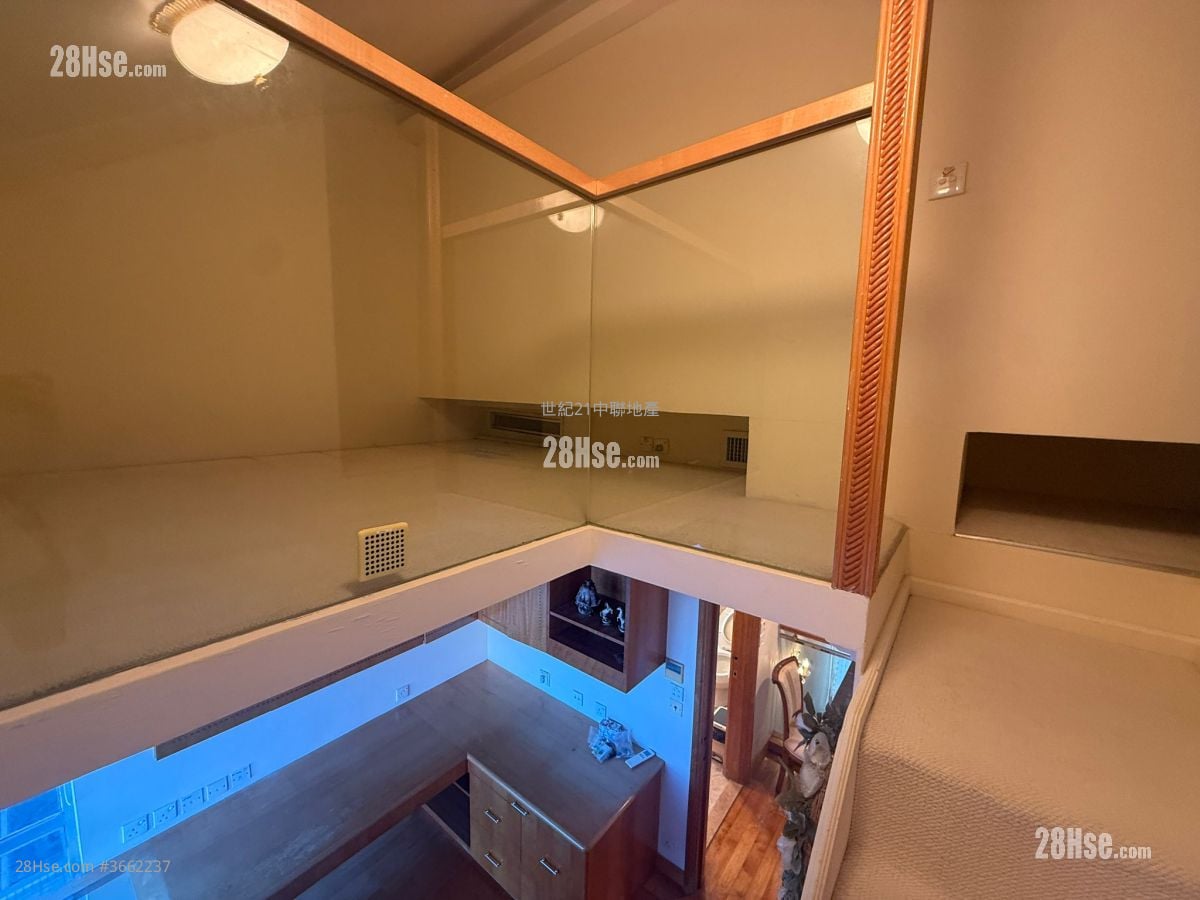 Sunshine Villa 售盘 3 房 , 3 浴室 1,700 平方尺