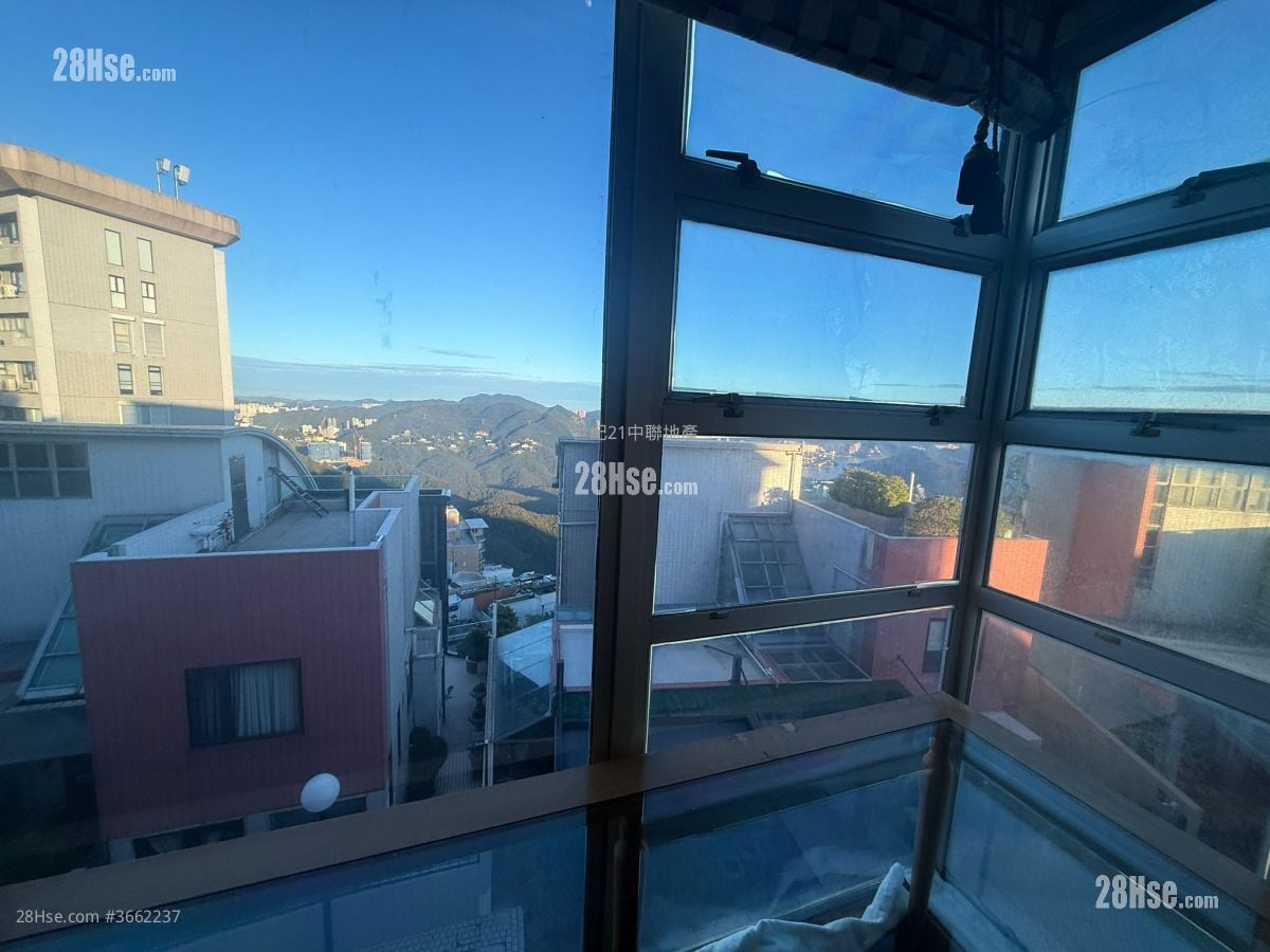 Sunshine Villa 售盘 3 房 , 3 浴室 1,700 平方尺