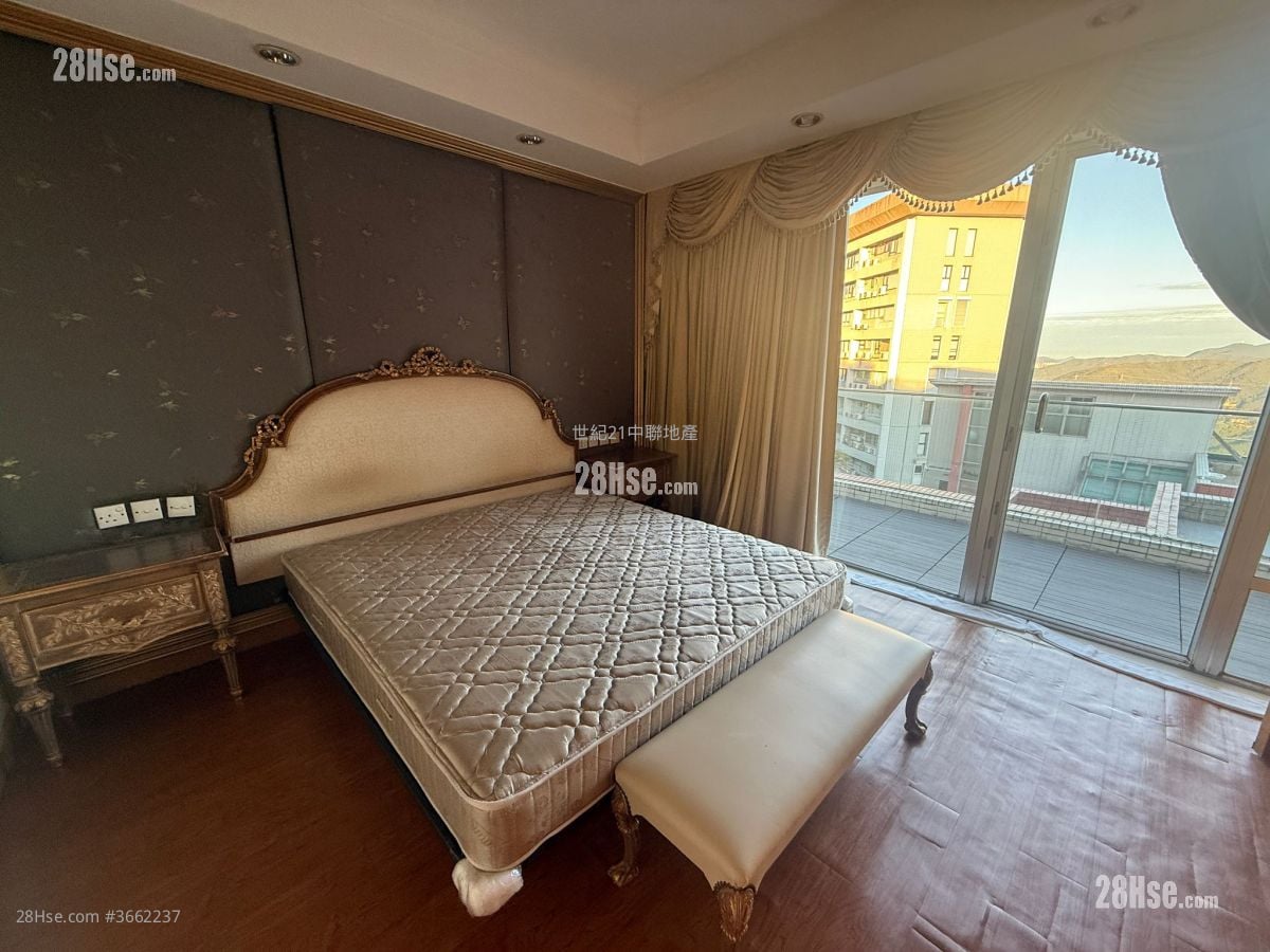 Sunshine Villa 售盘 3 房 , 3 浴室 1,700 平方尺