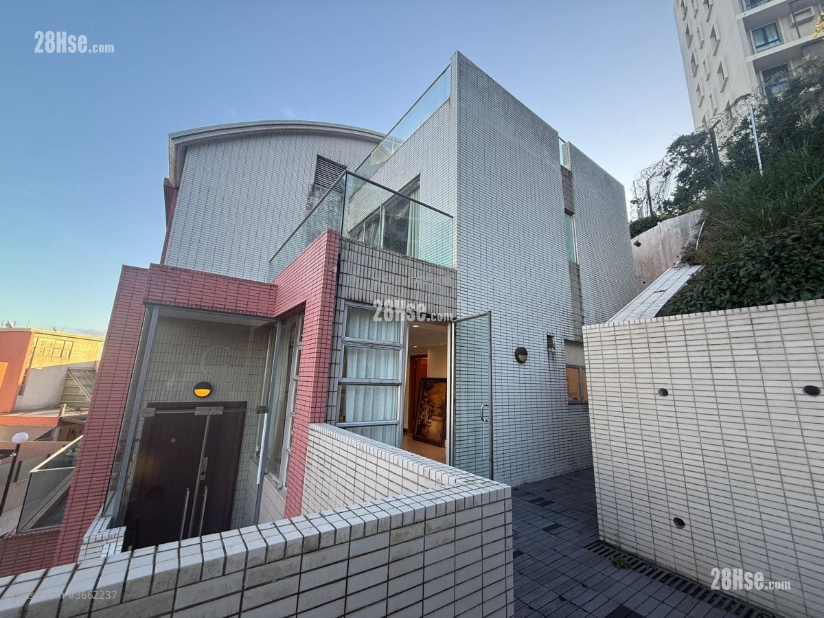 Sunshine Villa 售盘 3 房 , 3 浴室 1,700 平方尺