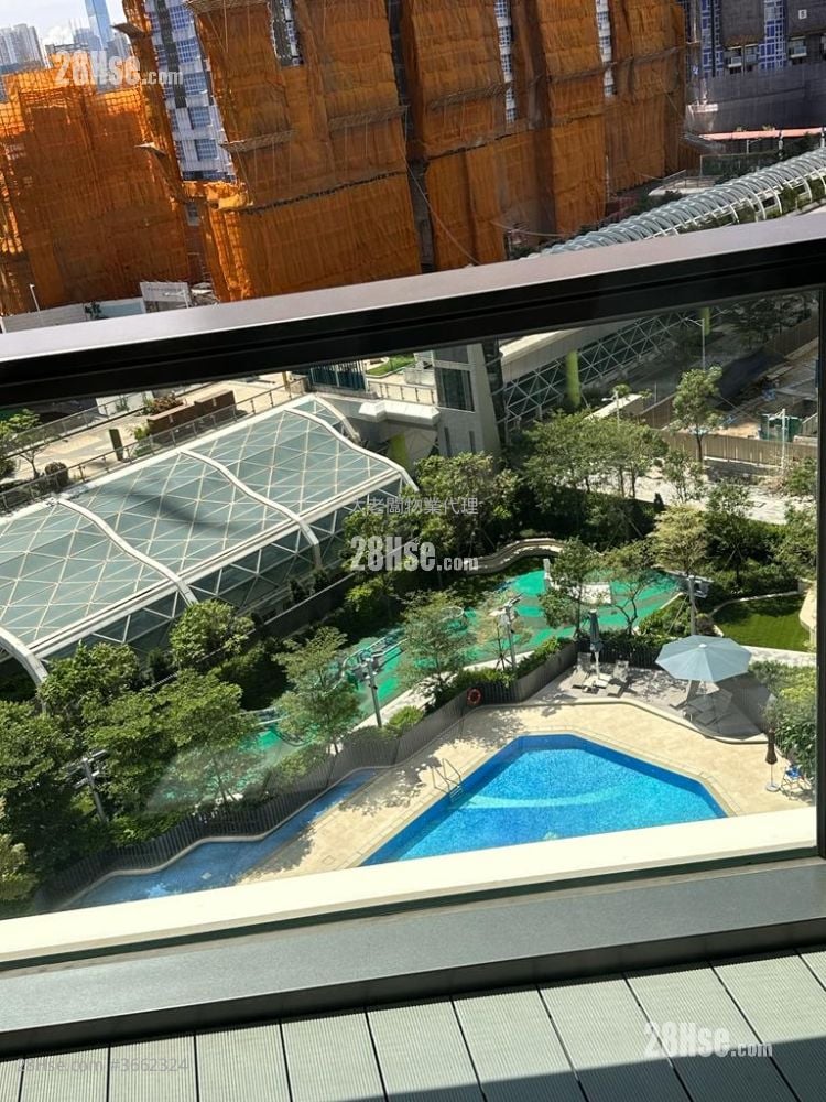 One Victoria Sell 2 Bedrooms , 1 Bathroom 440 ft²