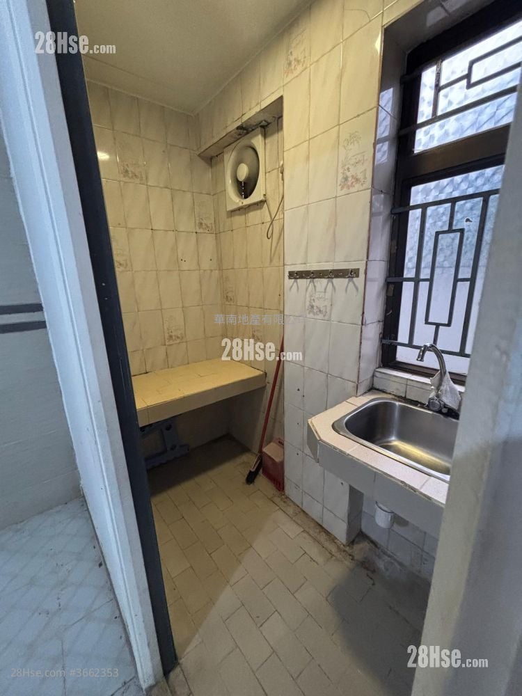 Tin Sam Tsuen Rental Studio , 1 Bathroom