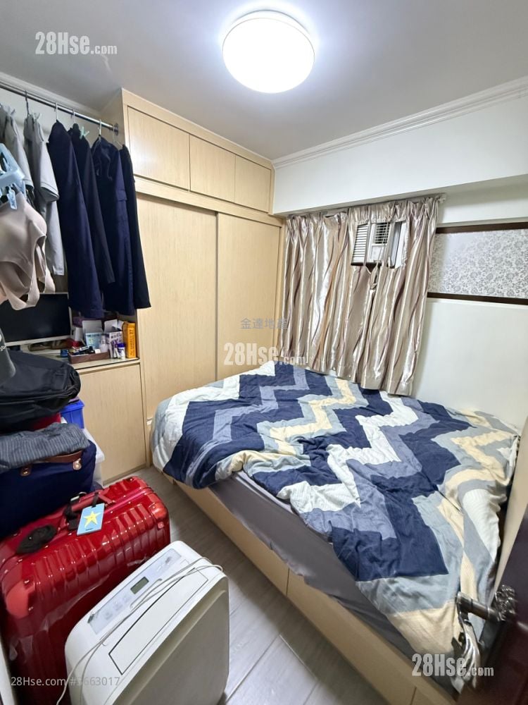 Wyler Garden Sell 2 Bedrooms , 1 Bathroom 409 ft²