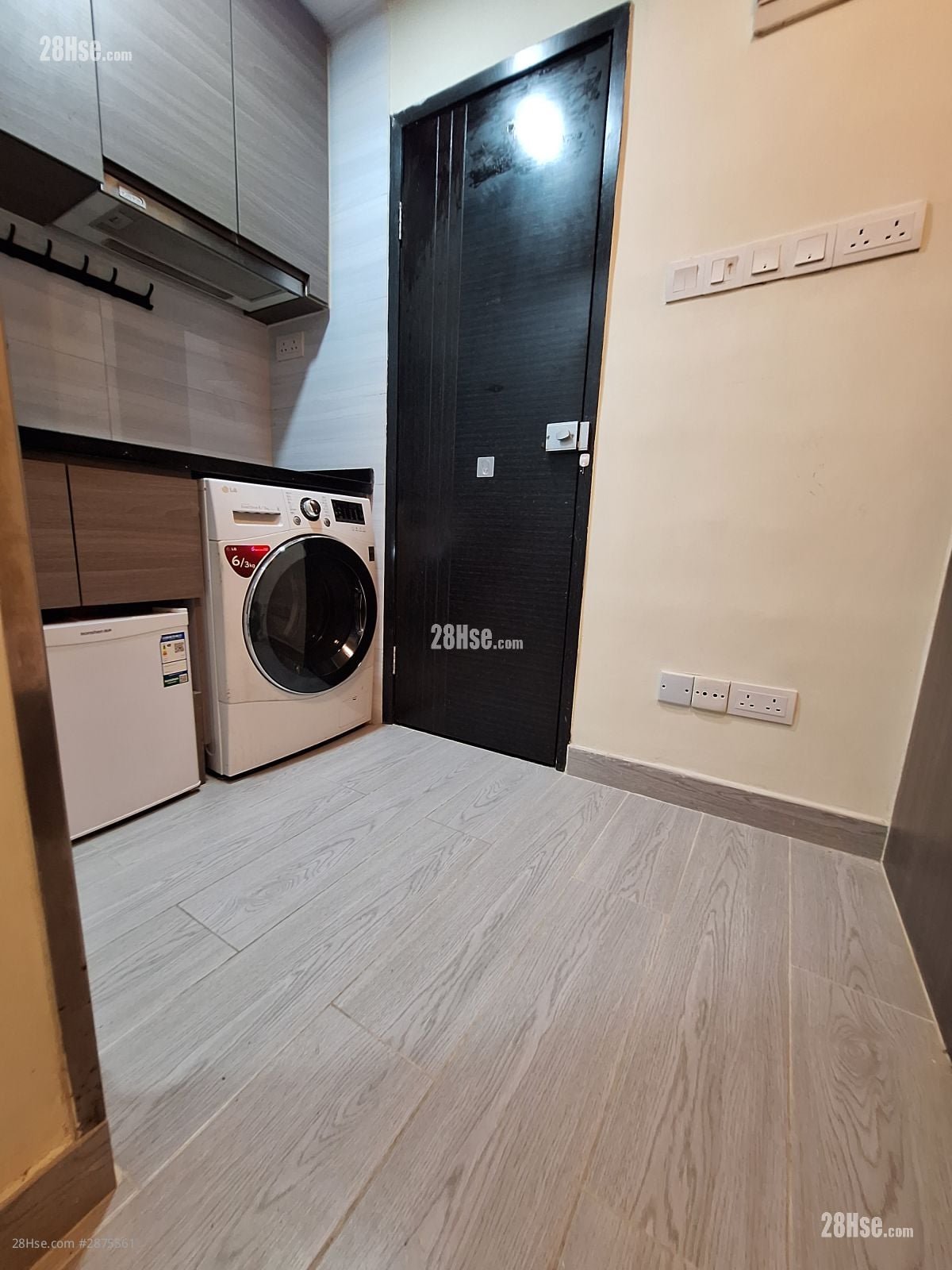 Wai Kee House Rental 1 Bedroom , 1 Bathroom 130 ft²