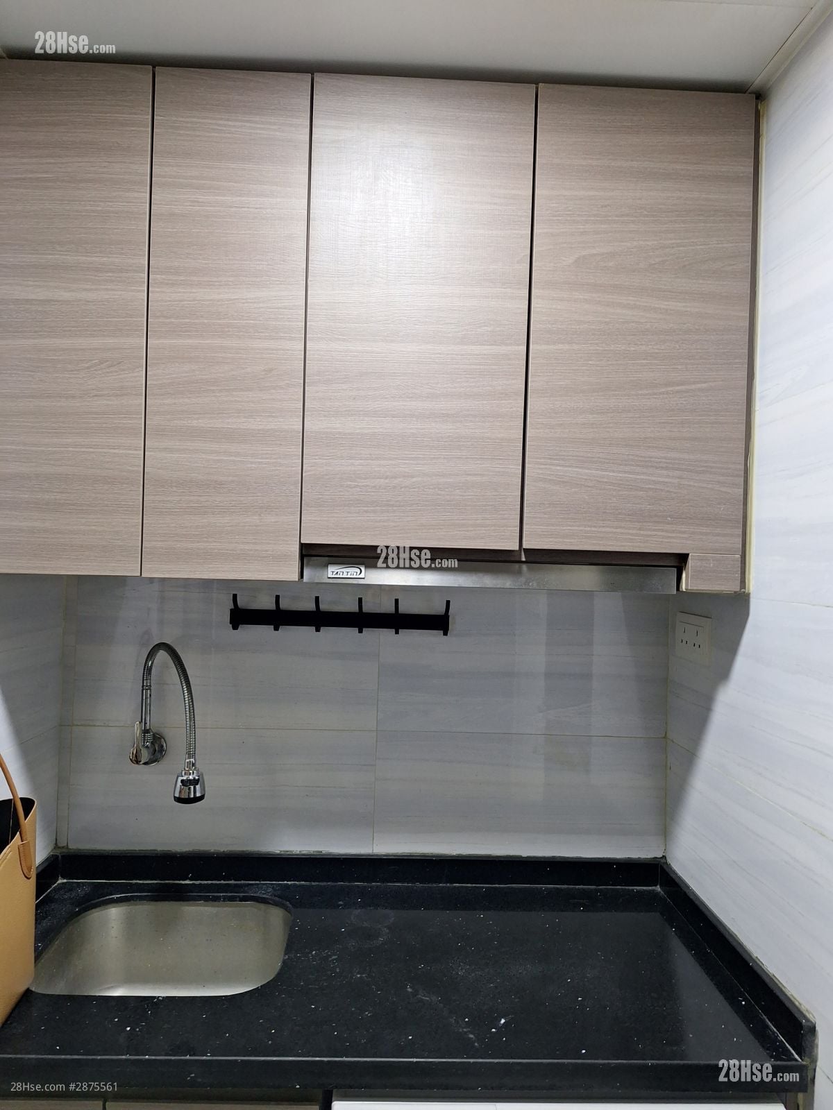 Wai Kee House Rental 1 Bedroom , 1 Bathroom 130 ft²