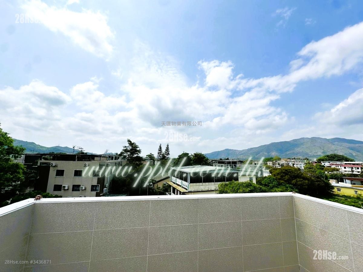 Yuen Long Village Sell 2 Bedrooms , 1 Bathroom 450 ft²