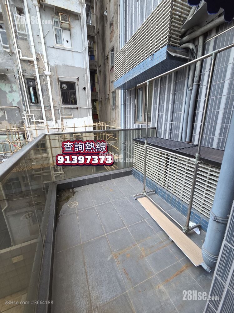 寓弍捌 售盘 3 房 , 1 浴室 543 平方尺