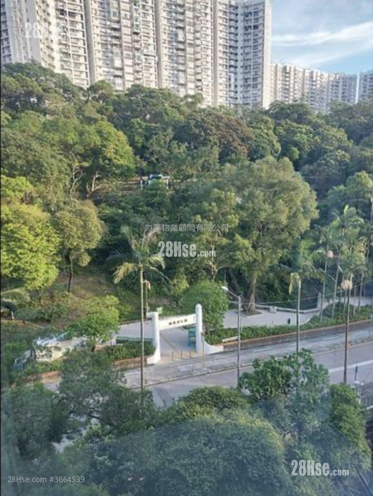 宝马山花园 售盘 3 房 , 2 浴室 806 平方尺