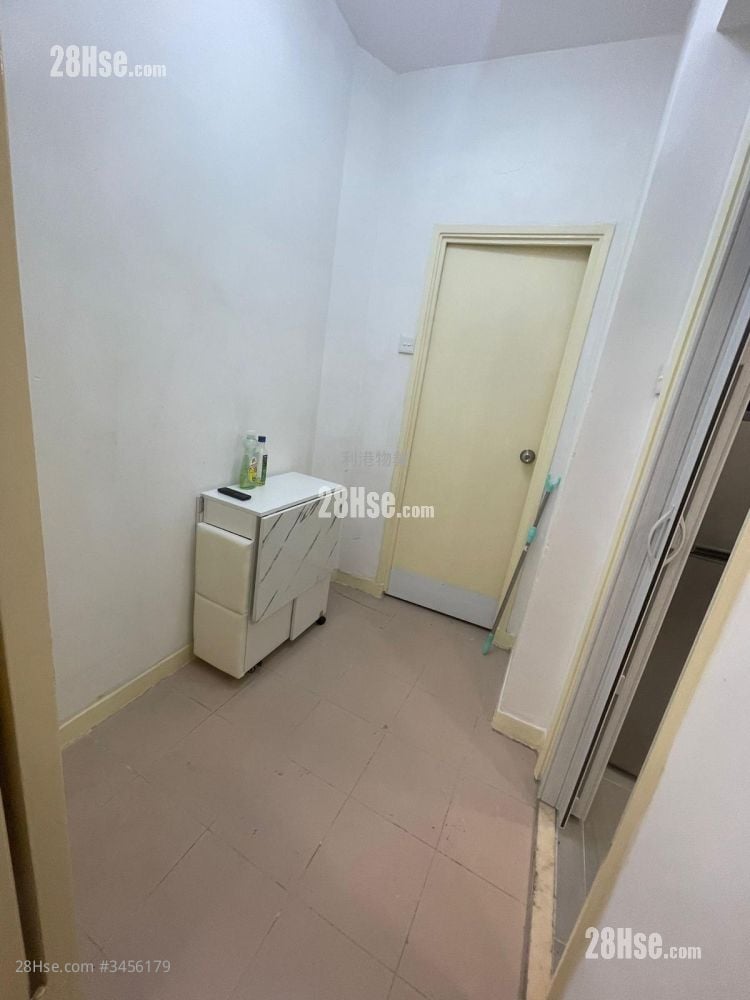 华尔大厦 租盘 开放式间隔 , 1 浴室 150 平方尺