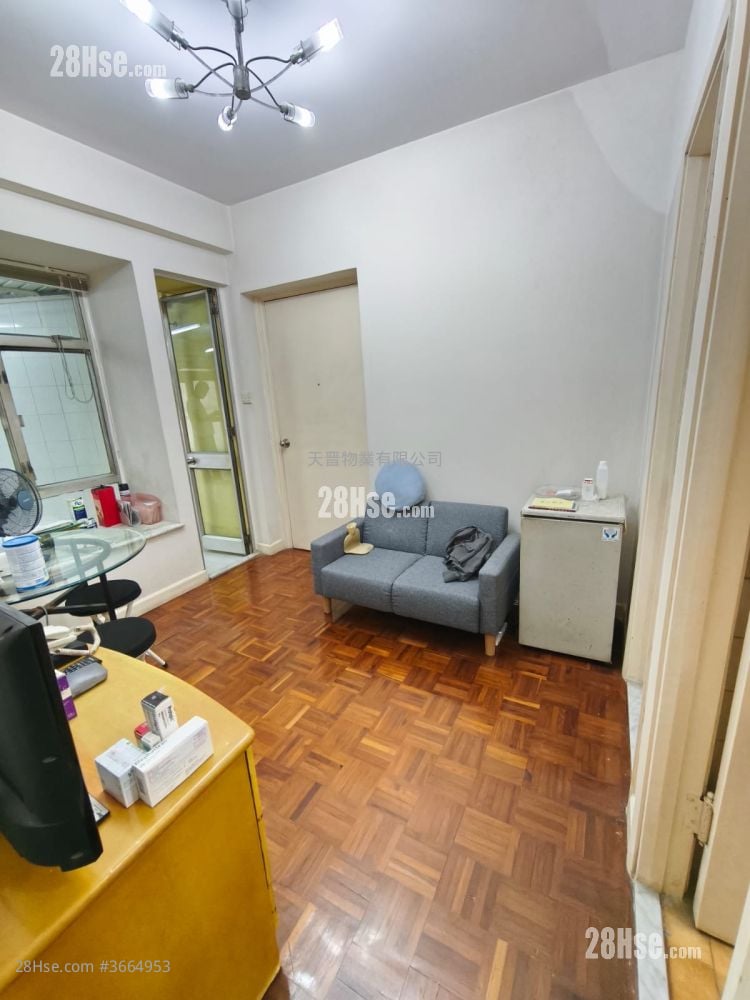 Fortuna Building Sell 2 Bedrooms , 1 Bathroom 253 ft²