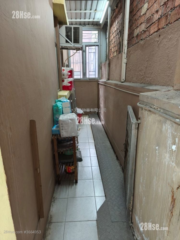 Fortuna Building Sell 2 Bedrooms , 1 Bathroom 253 ft²